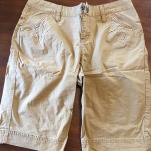 Khaki Bermuda shorts